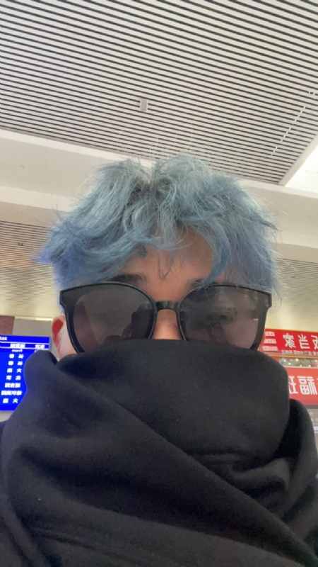 平行线的第二张照片--舟山王婆说媒